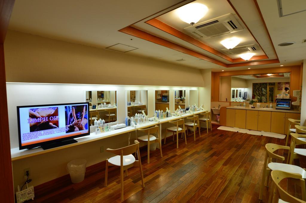 Capsule Inn Osaka Zewnętrze zdjęcie
