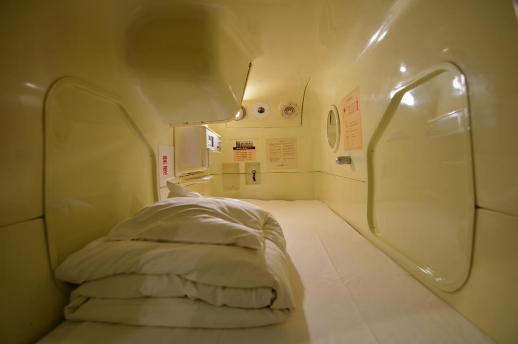 Capsule Inn Osaka Zewnętrze zdjęcie