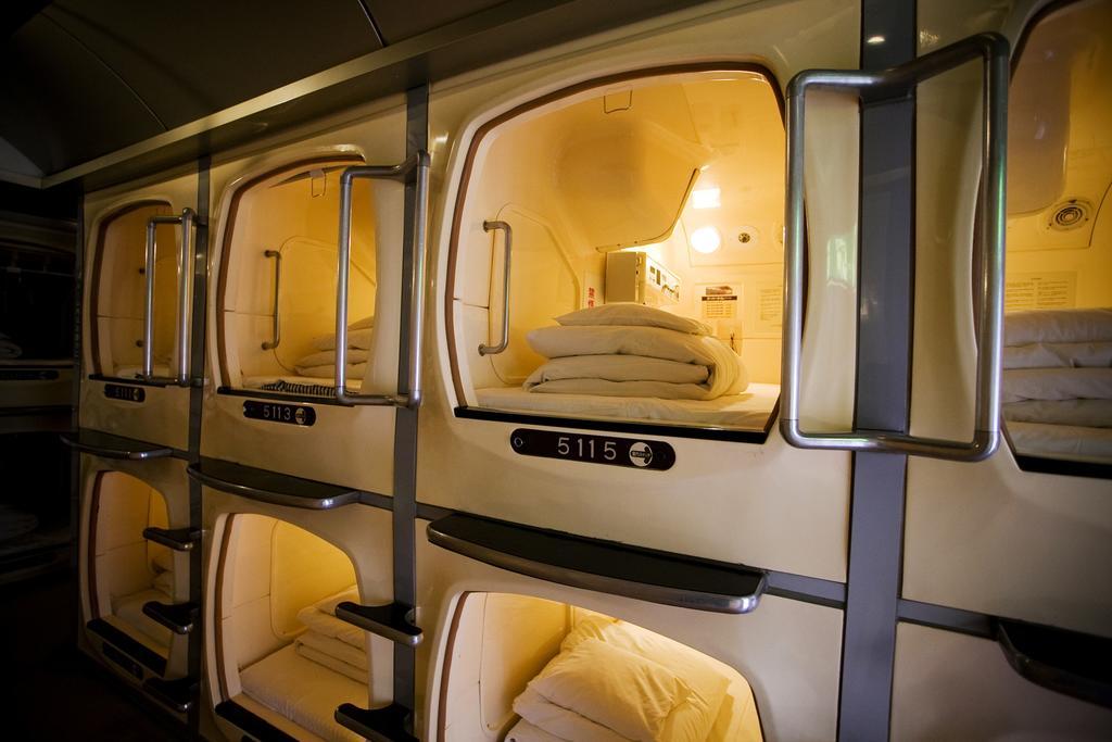 Capsule Inn Osaka Zewnętrze zdjęcie